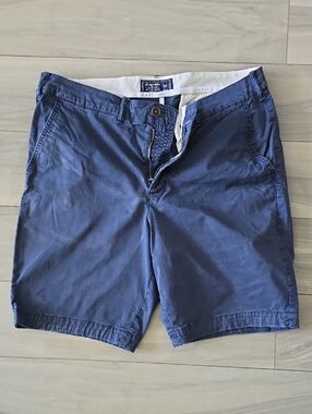 Abercrombie & Fitch Men's Navy Flat Front Chino Shorts